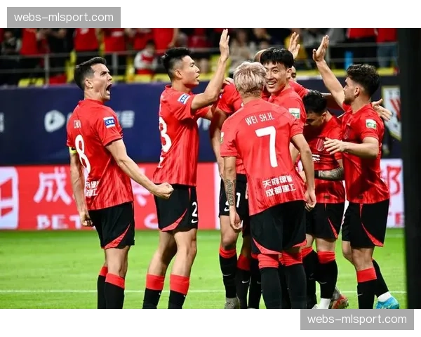 韦世豪担任蓉城队长表现抢眼 两粒关键进球价值连城